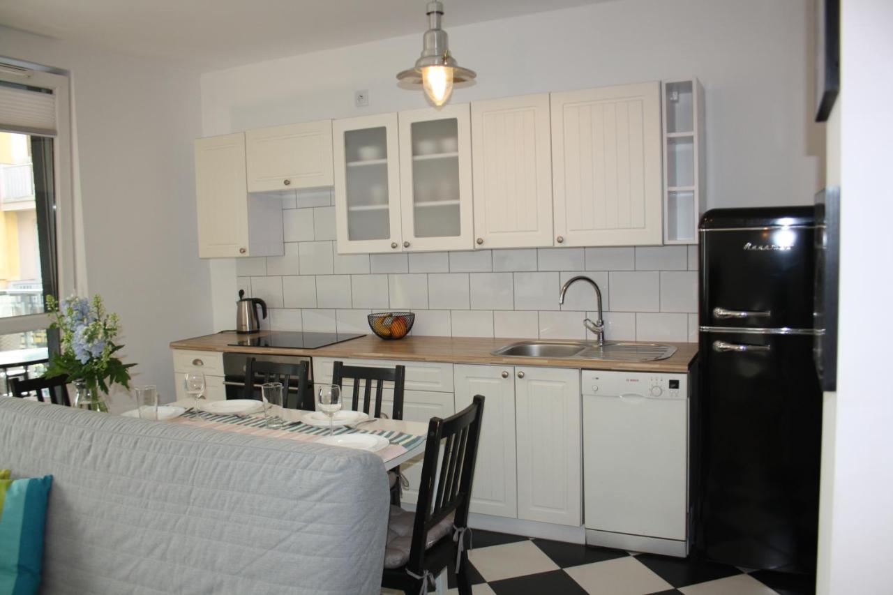 Golden House Apartment วรอตซวาฟ ภายนอก รูปภาพ